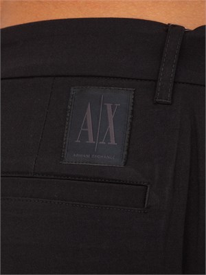 Pantaloni chino nero Armani Exchange in UOMO
