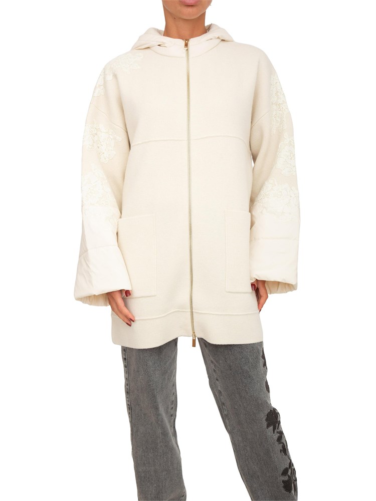 Cappotto Blugirl in lana avorio e duchesse con ricamo e cristalli