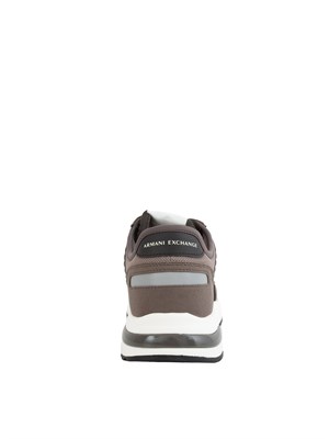 Sneakers Armani Exchange uomo in nylon e suede grigio taupe in UOMO