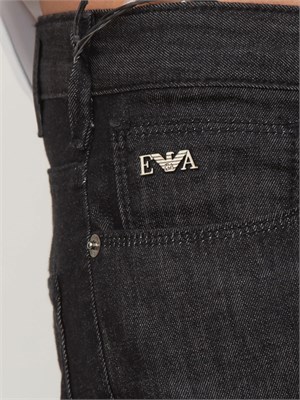 Jeans uomo slim fit Emporio Armani in denim nero effetto used in UOMO