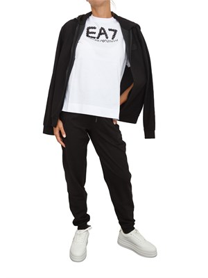 T-shirt EA7 Emporio Armani in cotone nero con maxi logo paillettes a contrasto in DONNA