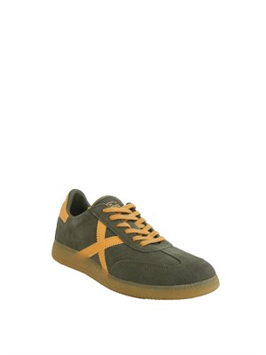 Sneakers Munich Barru 181 in pelle verde in UOMO