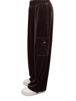 Pantaloni tuta Liu Jo donna in ciniglia stretch marrone con tasche cargo in DONNA