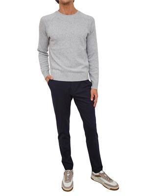 Maglia girocollo Aiace Galassi in lana e cashmere grigio chiaro in UOMO