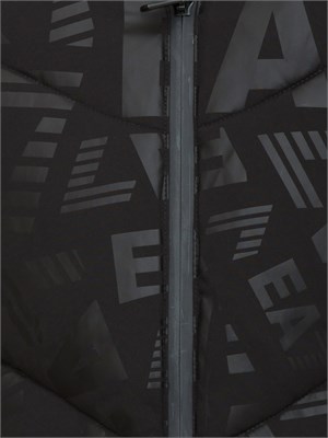 Giubbino donna EA7 Emporio Armani in nylon logo all over nero in DONNA