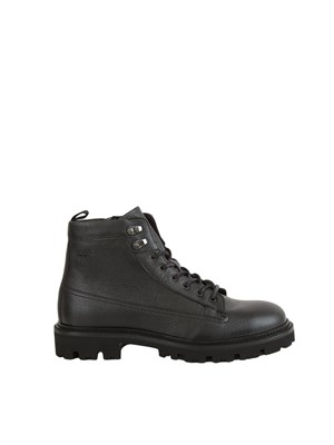 Stivaletti Julyo BOSS Uomo in pelle martellata nera in UOMO